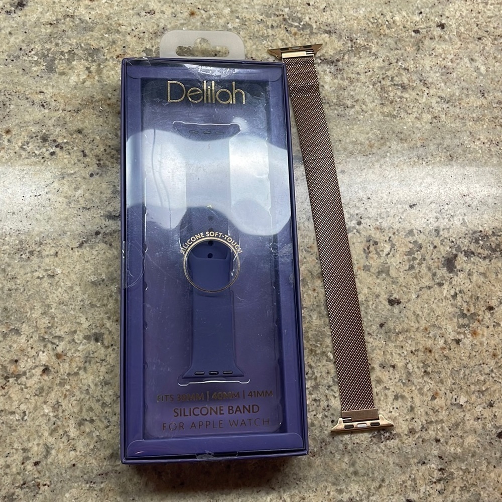 Delilah Purple Silicone Apple Watch Band 38mm 40mm 41mm Rose Gold Mesh Band
